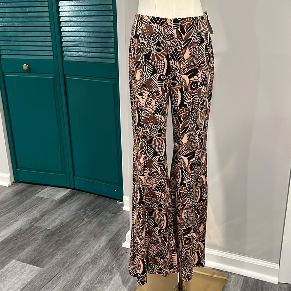 NWT - Anthro retro flares - high rise - sz 0 - Picture 3 of 13